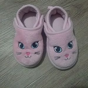 slippers